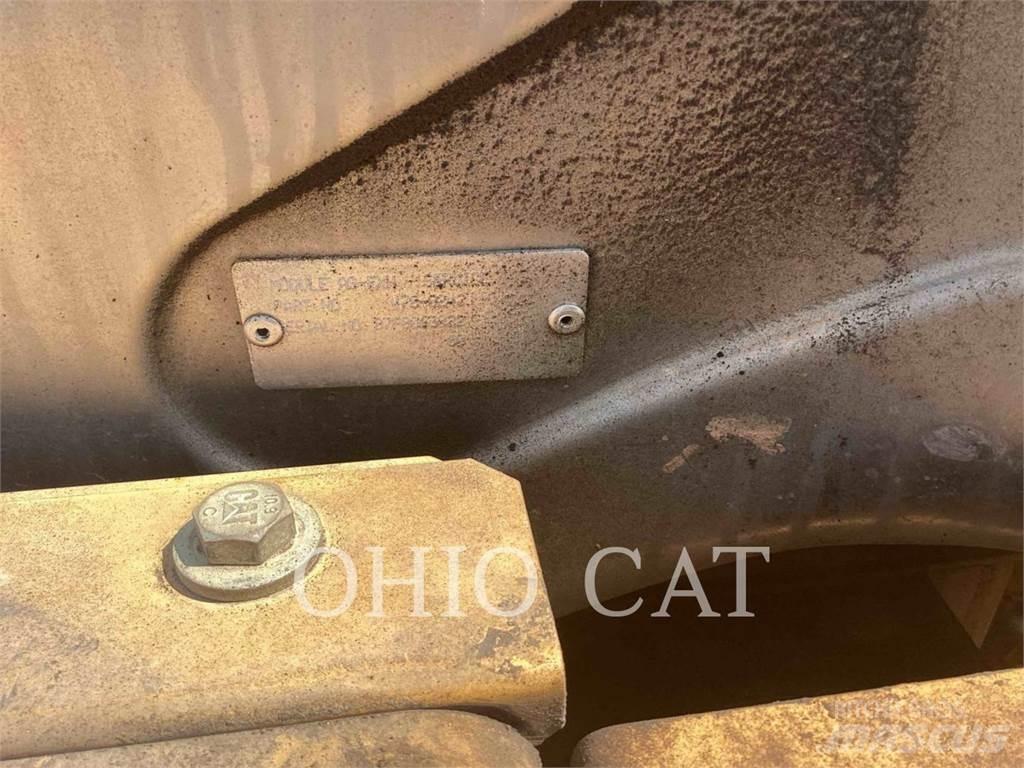 CAT 335FL Bandgrävare