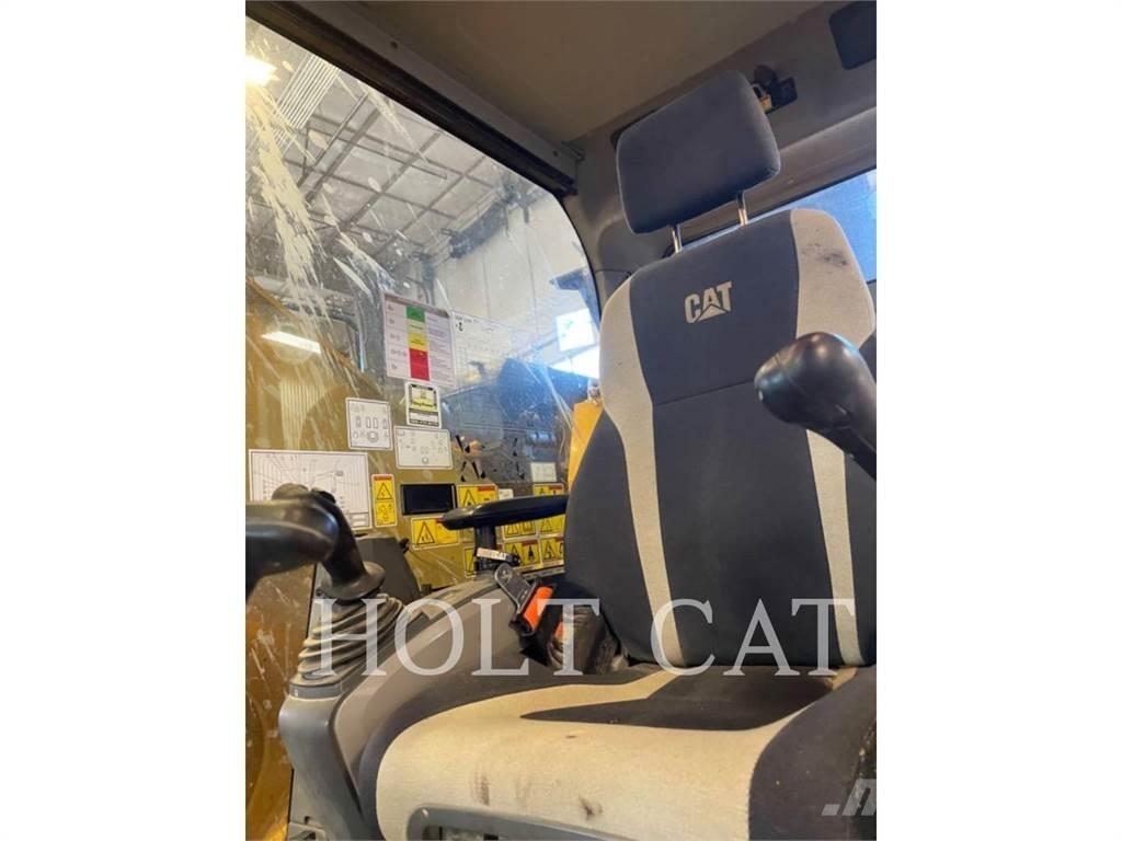 CAT 335FL CR Bandgrävare