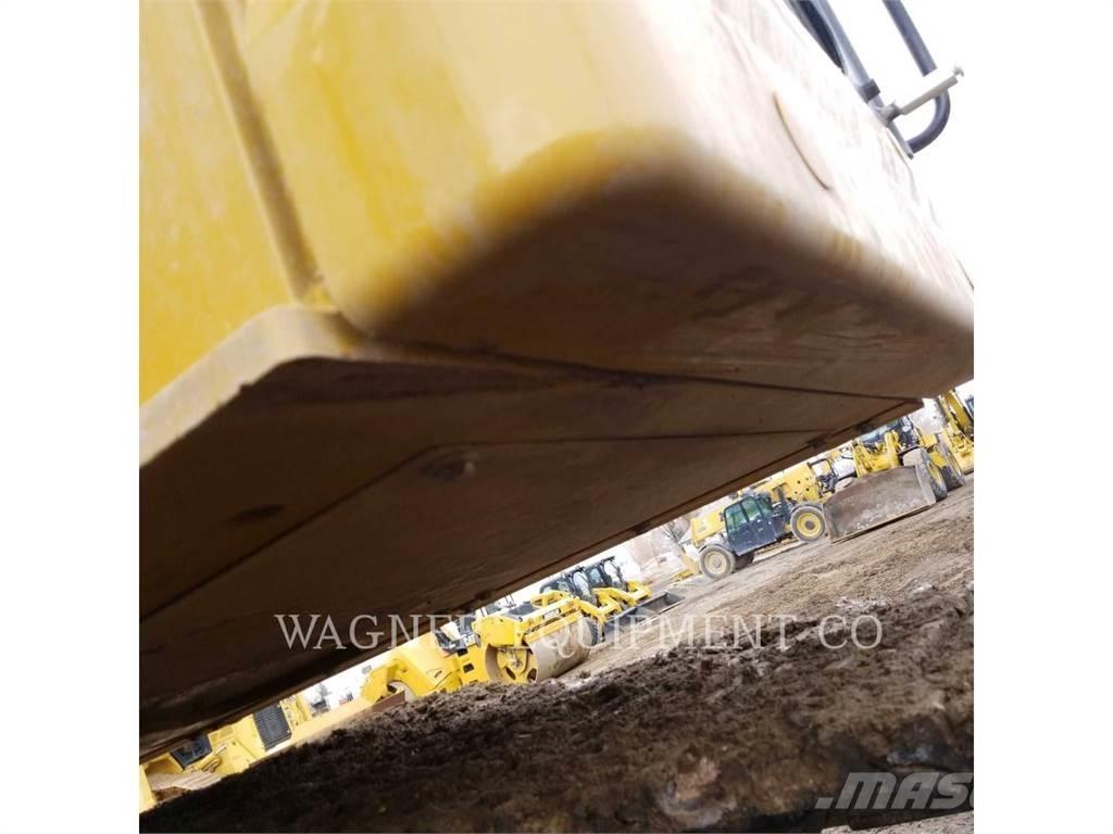 CAT 335FL TB Bandgrävare