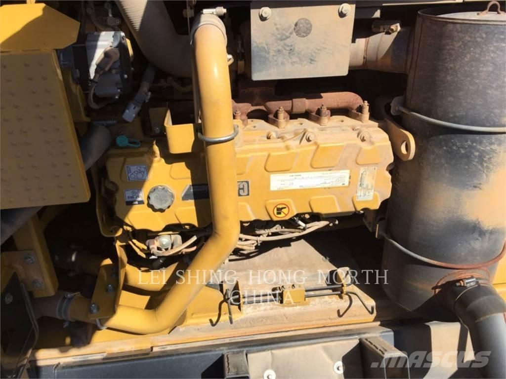 CAT 336D2 Bandgrävare