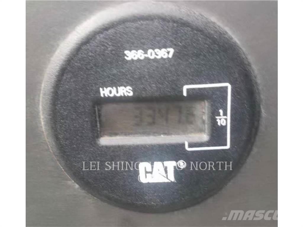 CAT 336D2 Bandgrävare