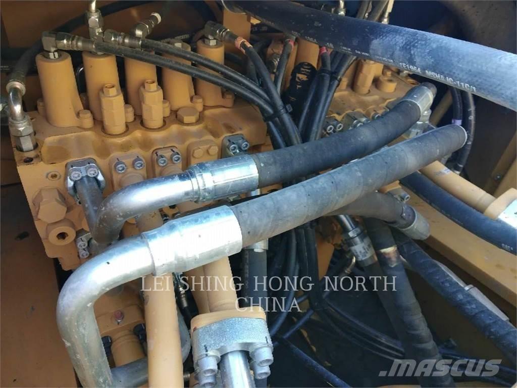 CAT 336D2 Bandgrävare