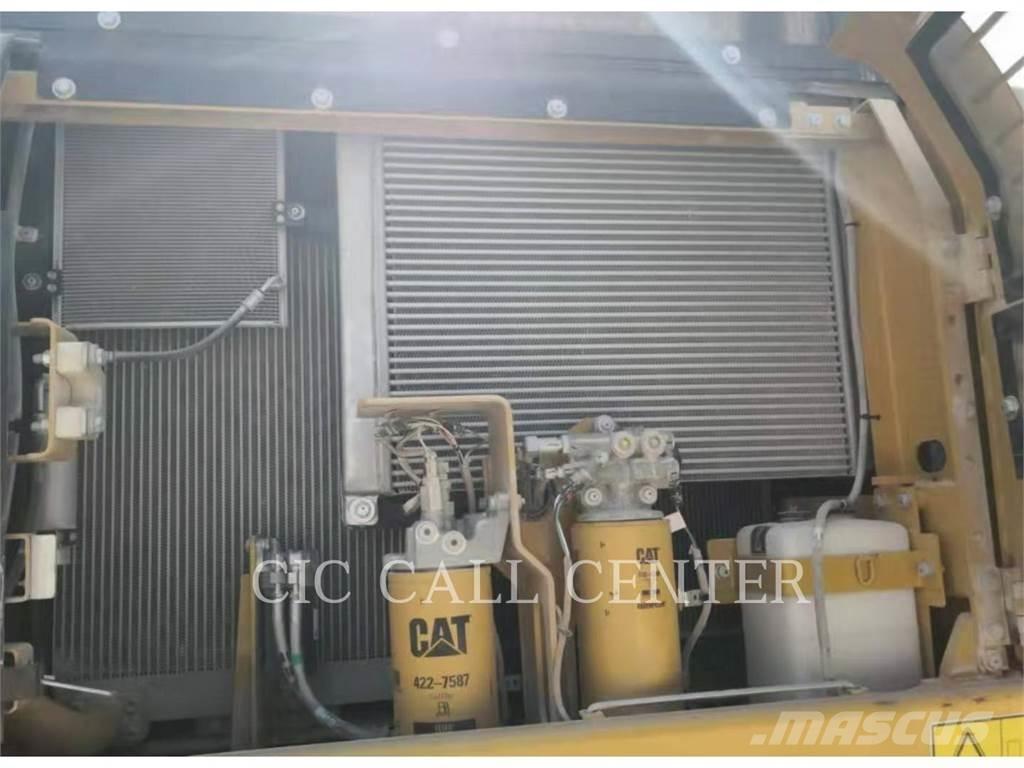 CAT 336D2 Bandgrävare