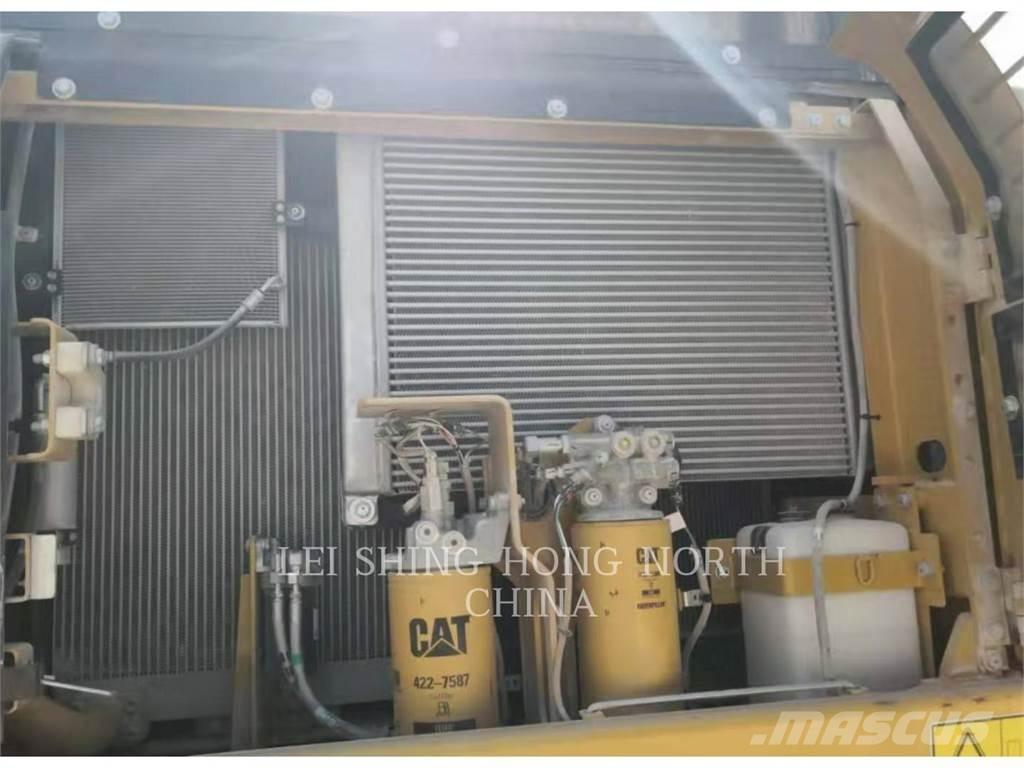 CAT 336D2 Bandgrävare