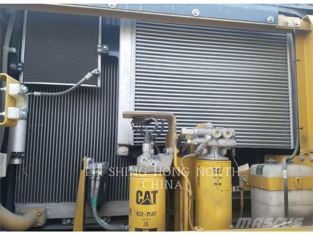 CAT 336D2 Bandgrävare