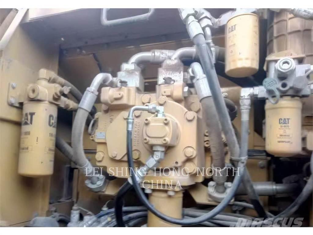 CAT 336D2XE Bandgrävare