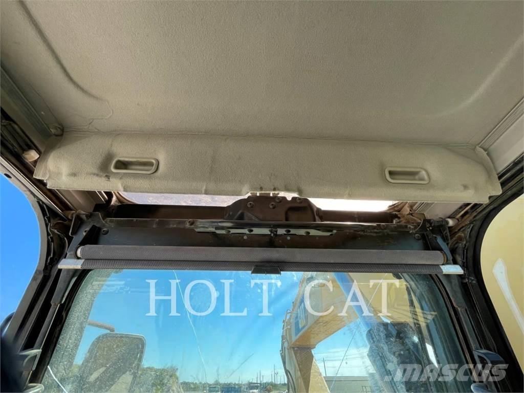 CAT 336FL Bandgrävare