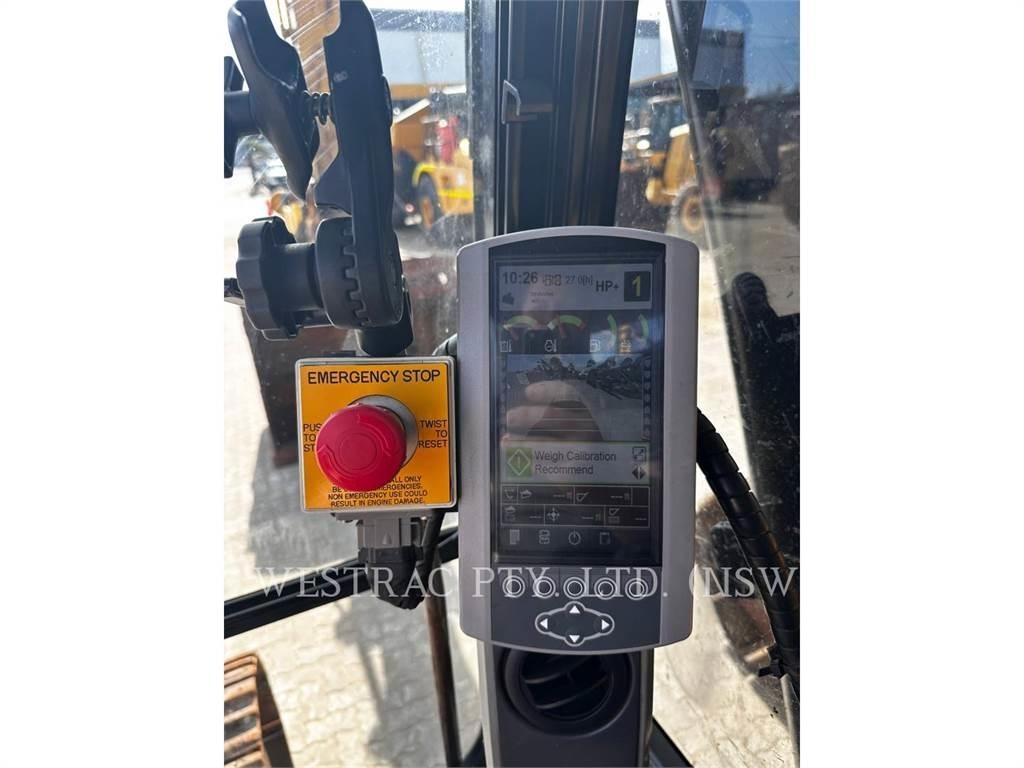 CAT 336FL XE Bandgrävare