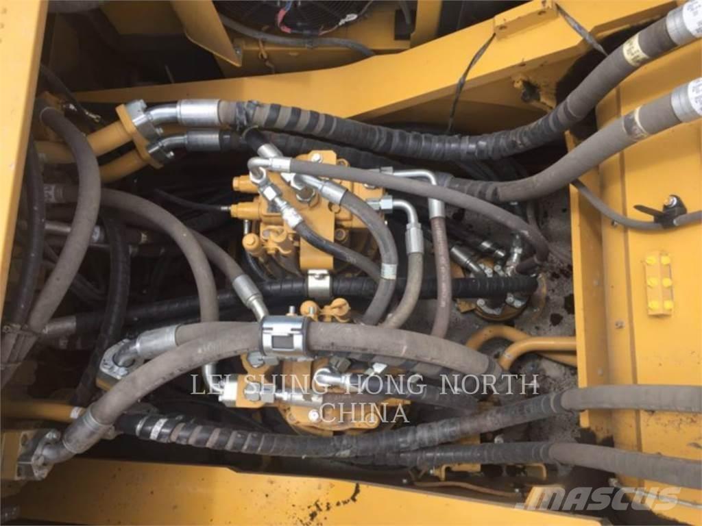 CAT 349D2L Bandgrävare