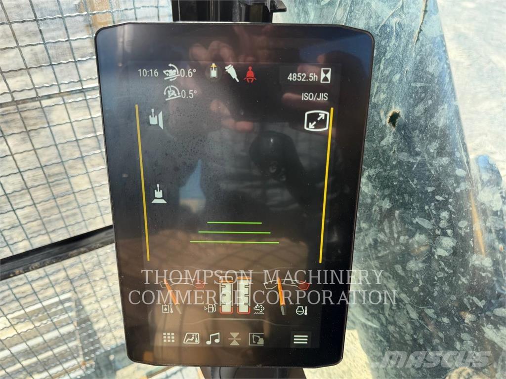 CAT 352 Bandgrävare