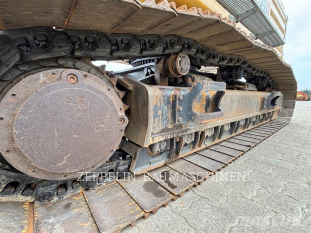 CAT 352-08 Bandgrävare