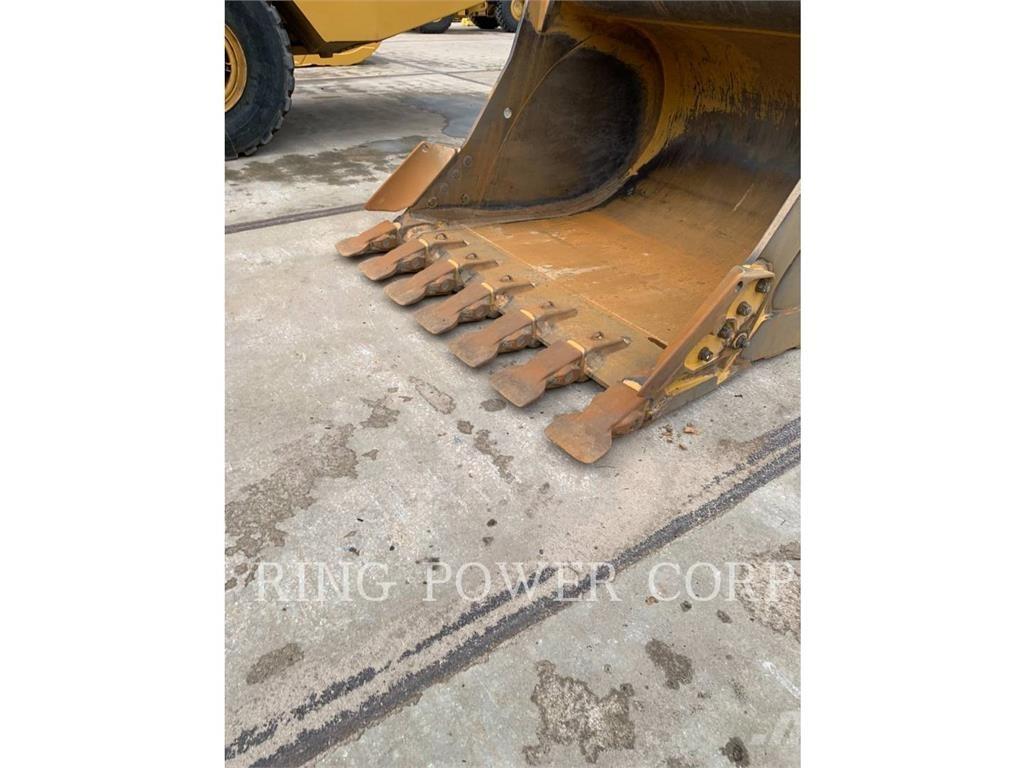 CAT 352-08 Bandgrävare