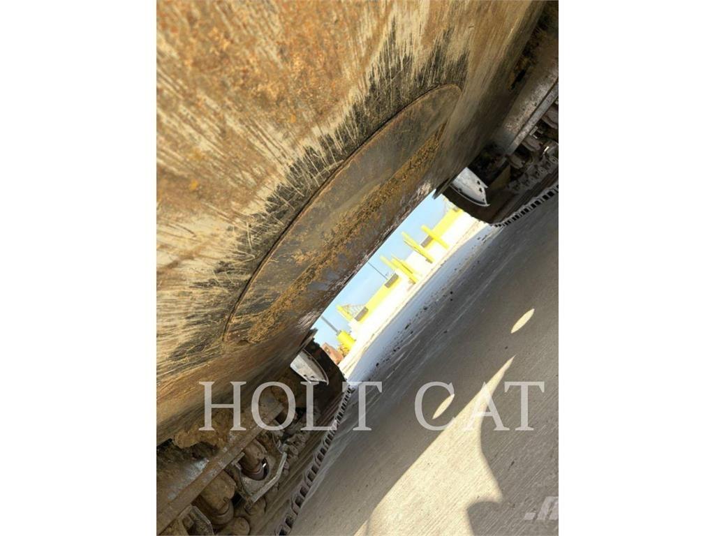 CAT 352 11 Bandgrävare