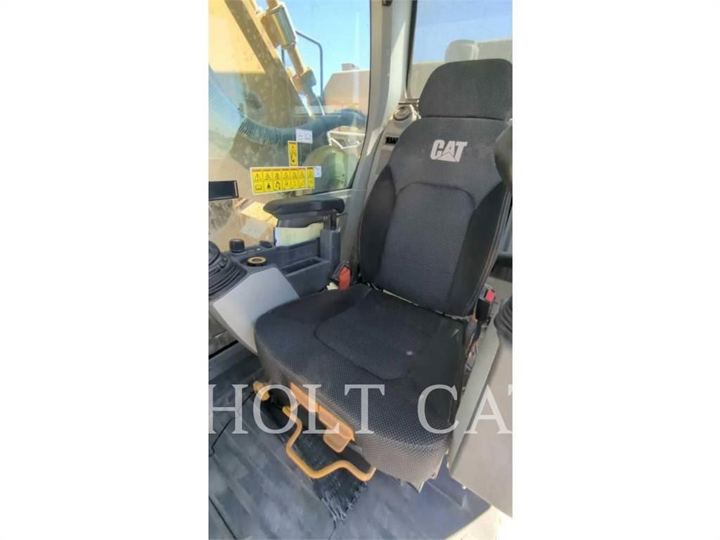 CAT 352 11 TC Bandgrävare