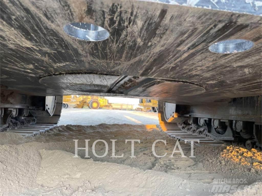 CAT 352 11 TC Bandgrävare