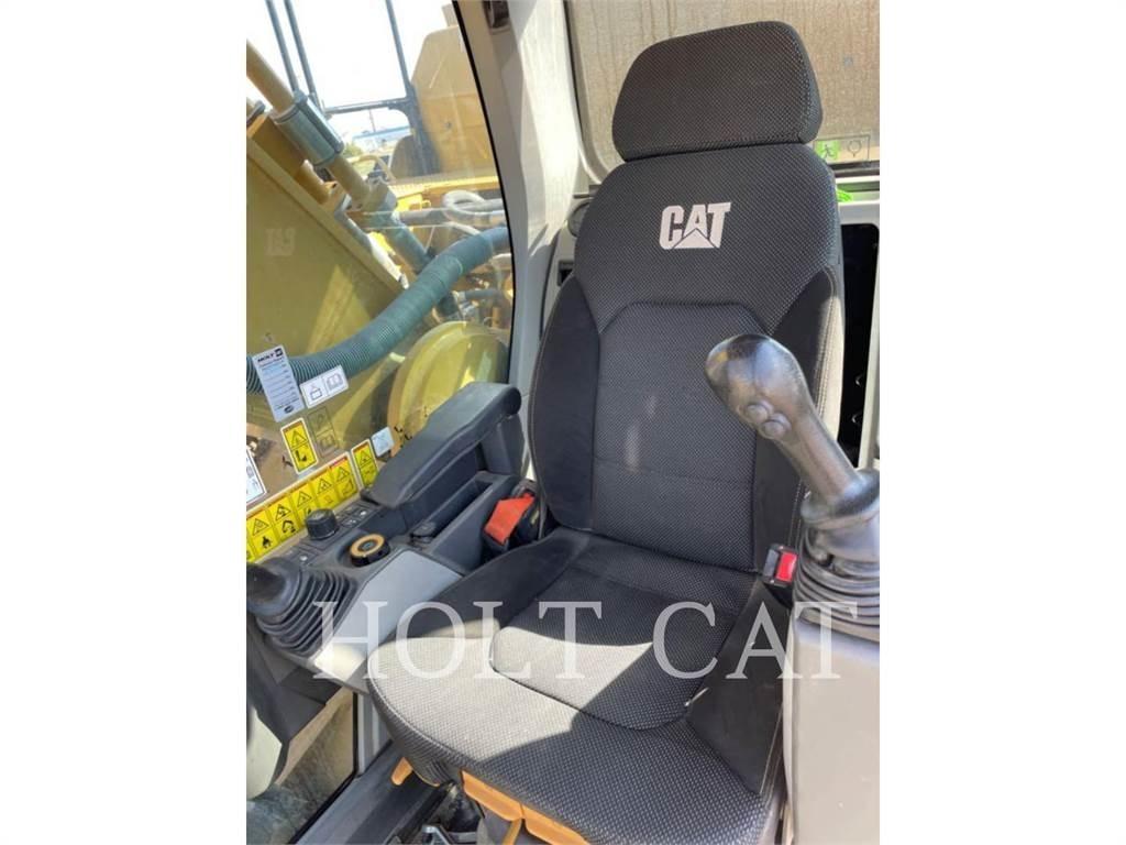 CAT 352 12 TC Bandgrävare