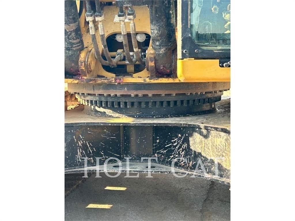 CAT 352 12 TC Bandgrävare