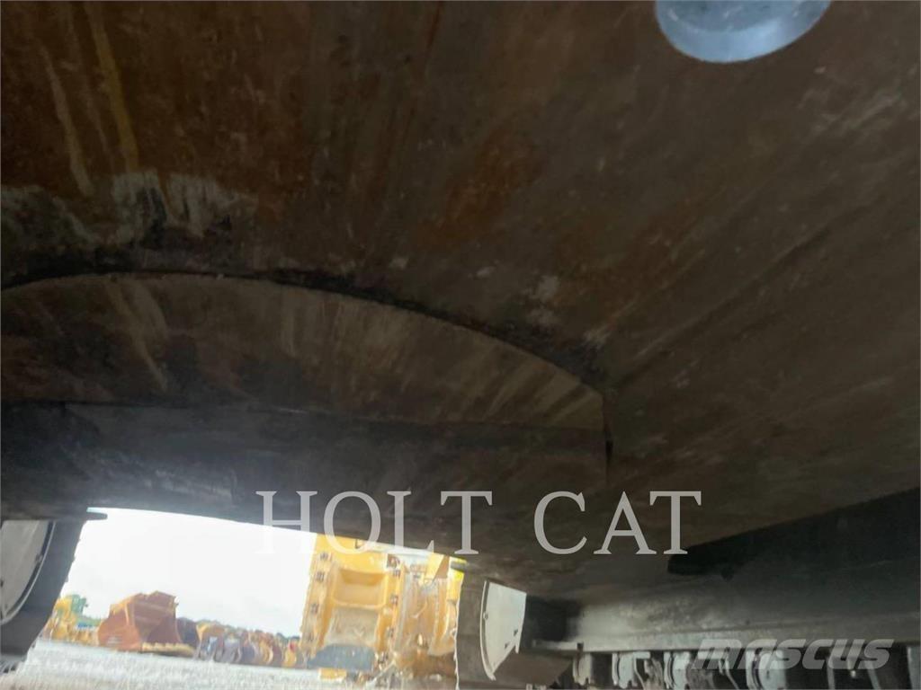 CAT 352 12 TC Bandgrävare