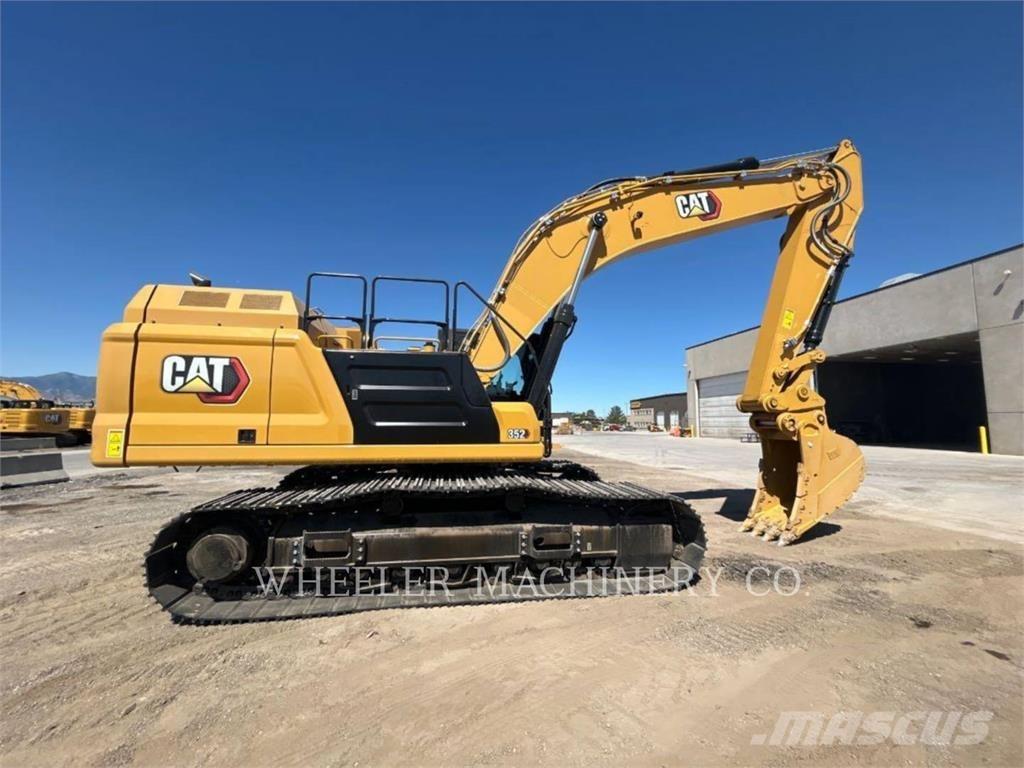 CAT 352 TH Bandgrävare