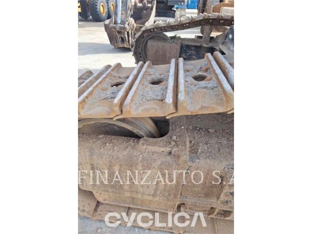 CAT 352FL Bandgrävare