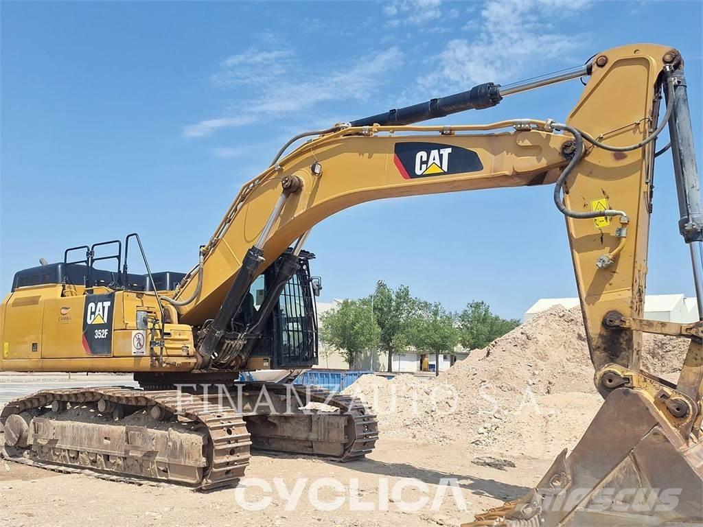 CAT 352FL Bandgrävare