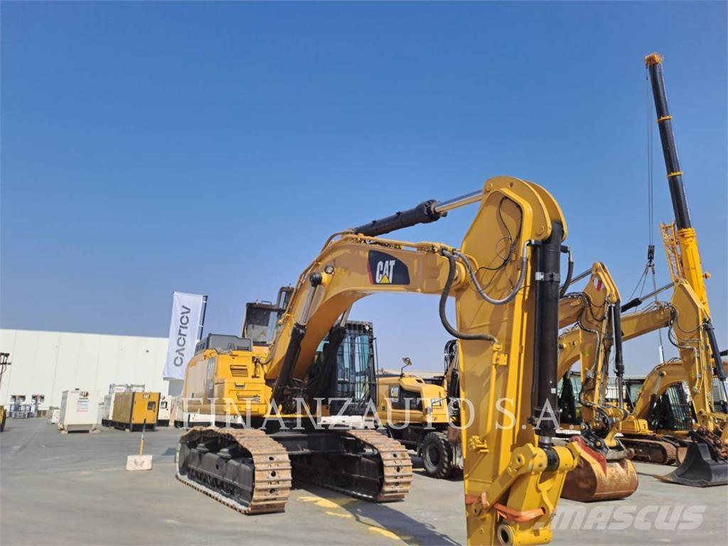 CAT 352FL Bandgrävare