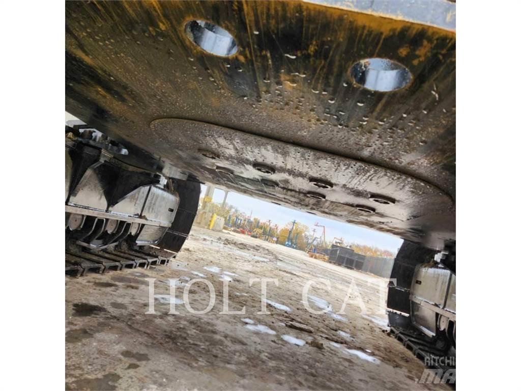CAT 374 Bandgrävare