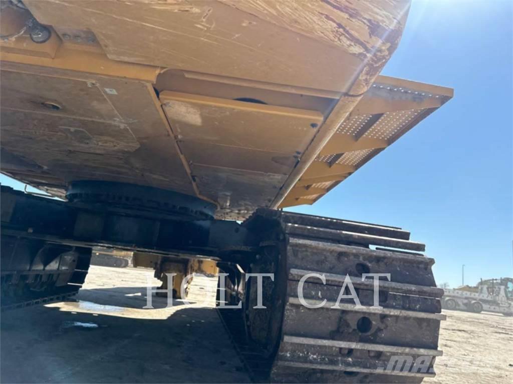 CAT 374 Bandgrävare