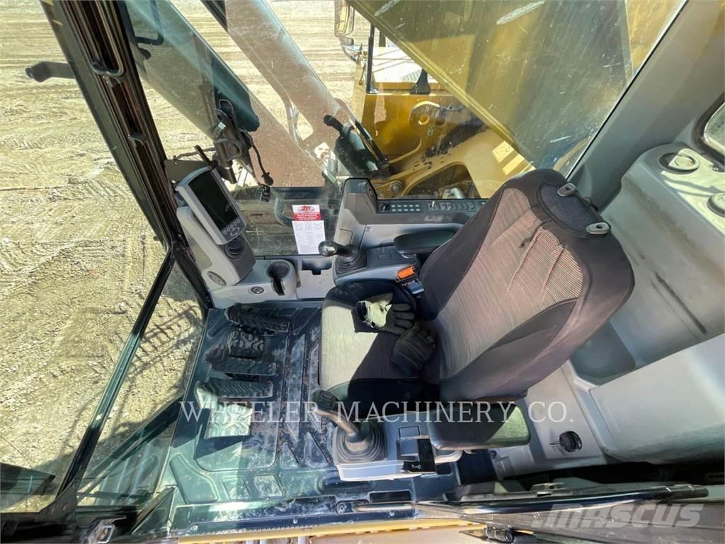 CAT 374F Bandgrävare