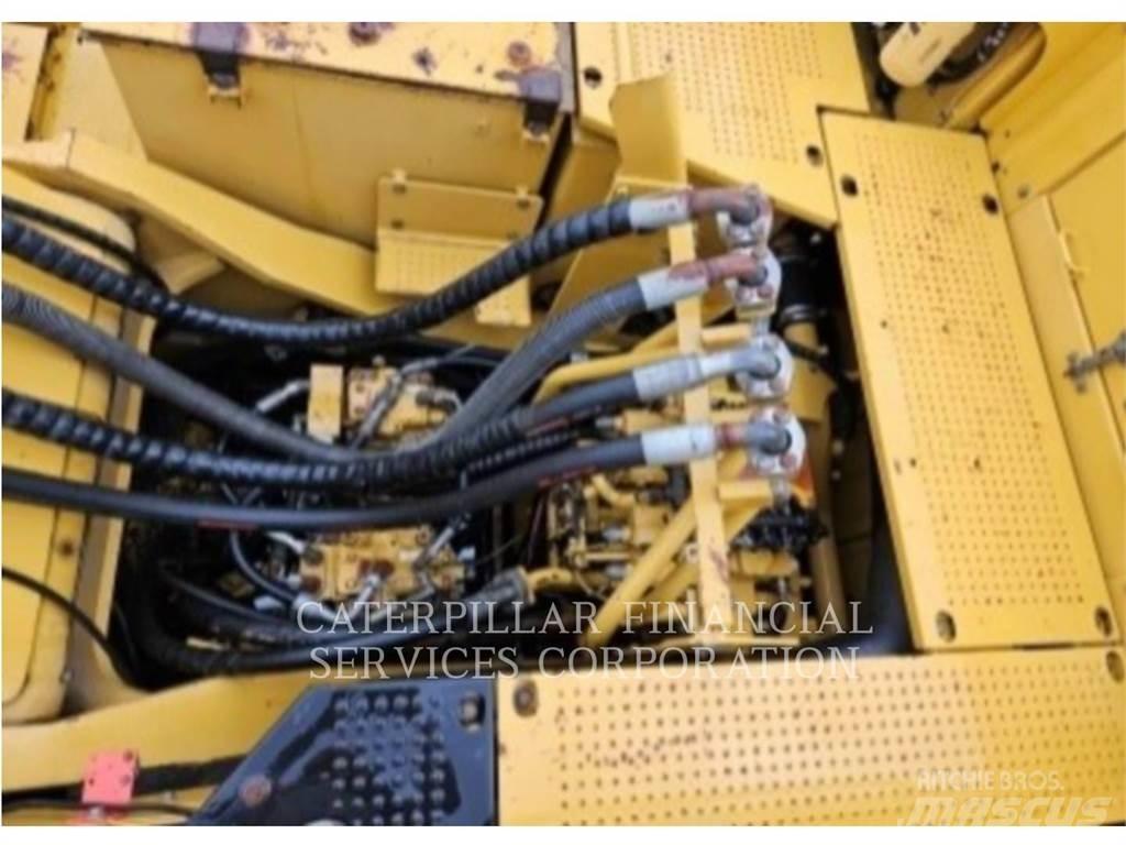 CAT 374F Bandgrävare
