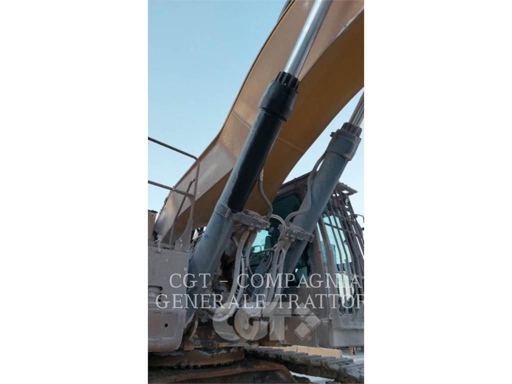 CAT 390F Bandgrävare