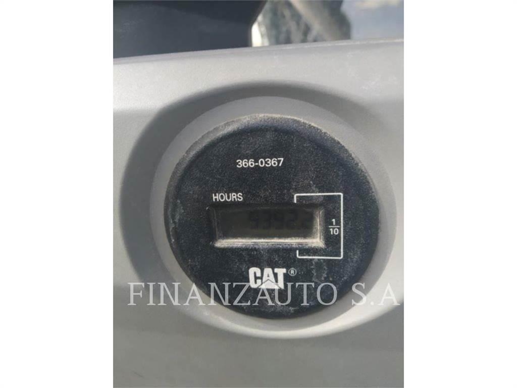 CAT 390F Bandgrävare