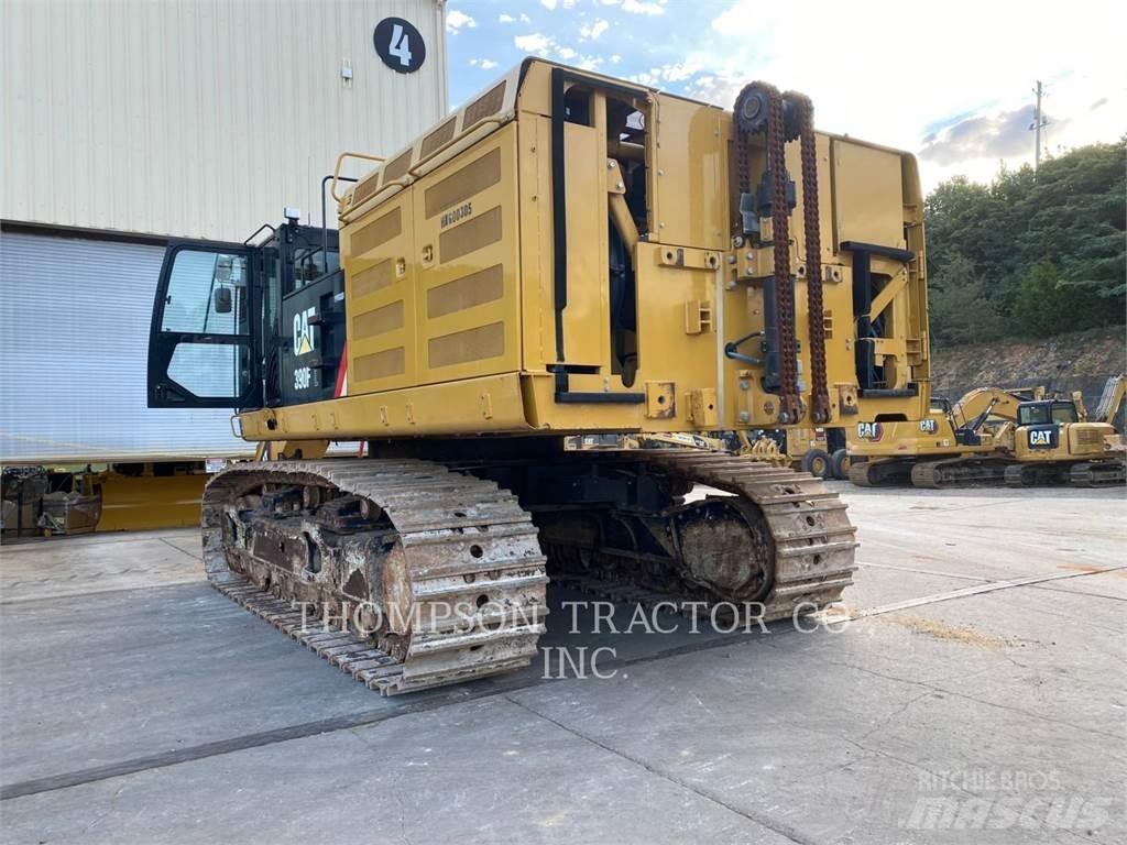 CAT 390FL Bandgrävare