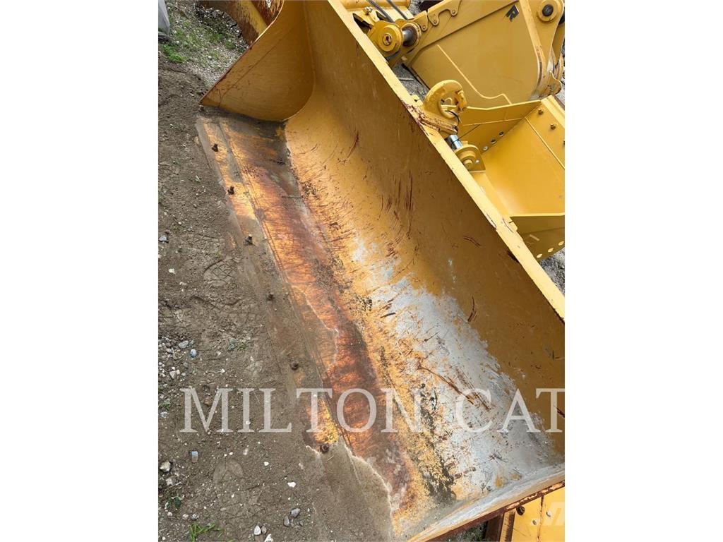 CAT 415F Skopor