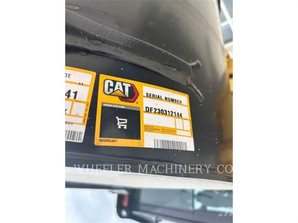 CAT 420 CF Grävlastare