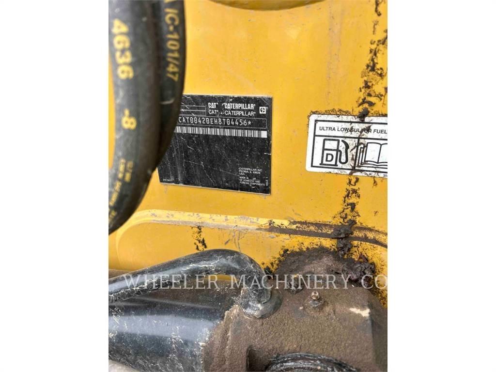CAT 420 CF Grävlastare