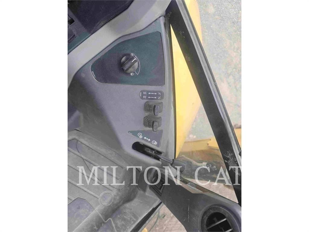 CAT 420 XE Grävlastare