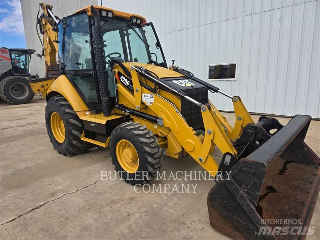CAT 420F Grävlastare