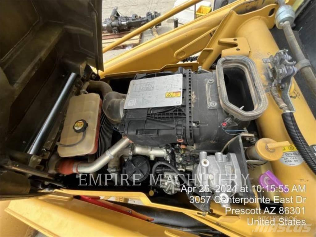 CAT 420F2 4EO Grävlastare