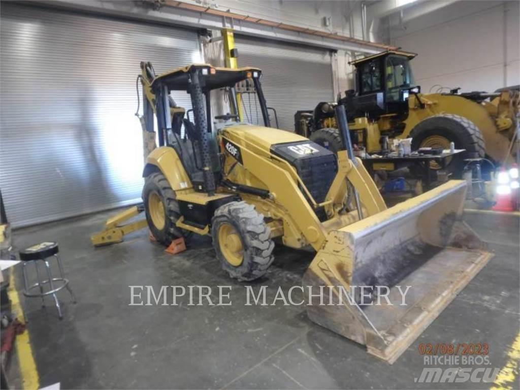 CAT 420F2 4EO Grävlastare