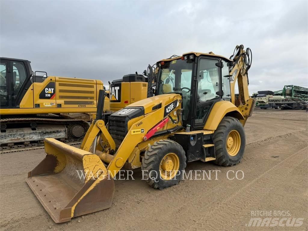 CAT 420F2 4WDE Grävlastare
