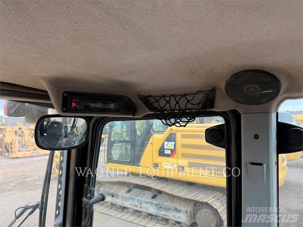 CAT 420F2 4WDE Grävlastare