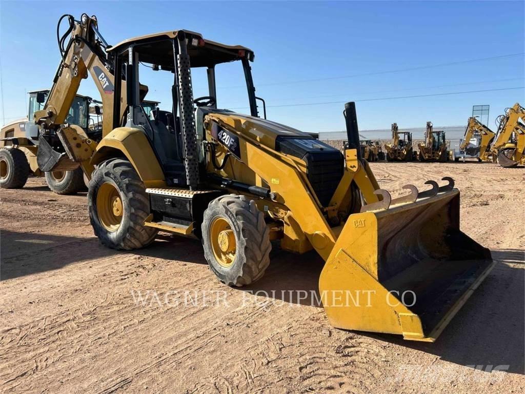 CAT 420F2 4WDE Grävlastare