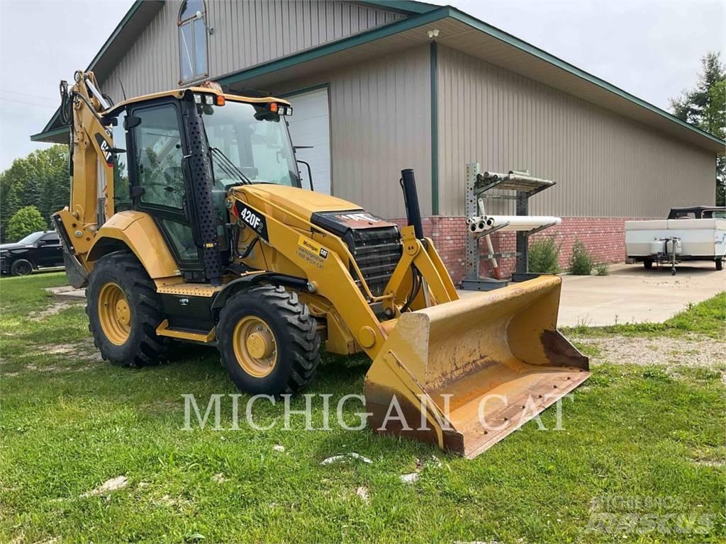 CAT 420F2 APR Grävlastare