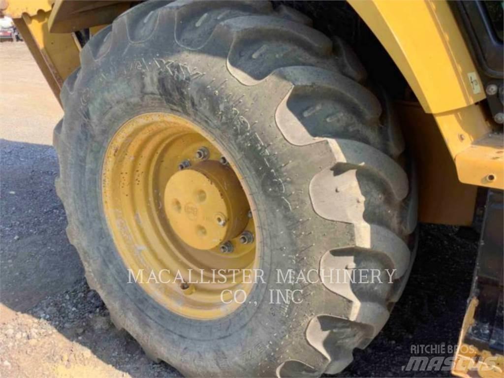 CAT 420F2IT Grävlastare