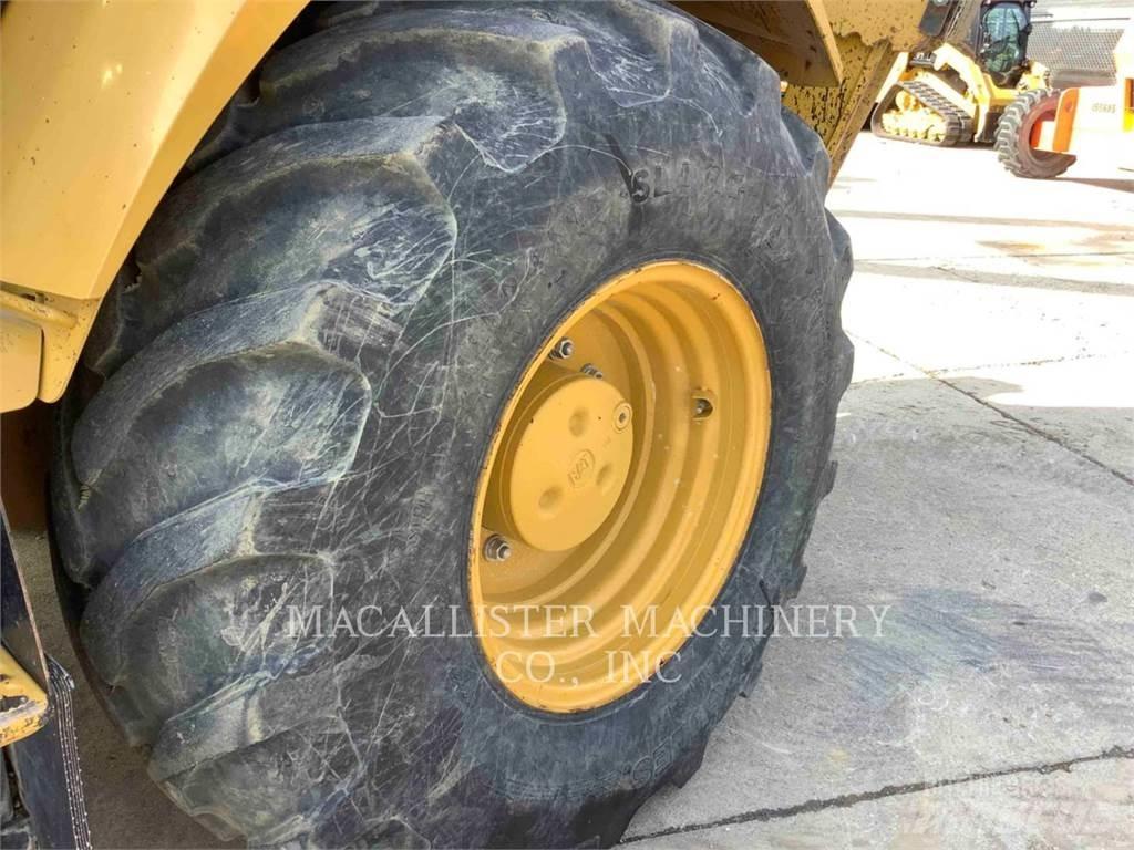 CAT 420F2IT Grävlastare