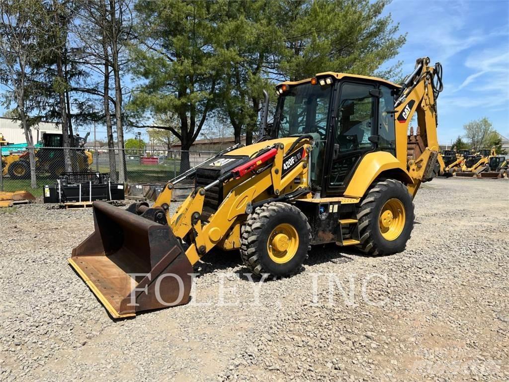 CAT 420F2IT Grävlastare