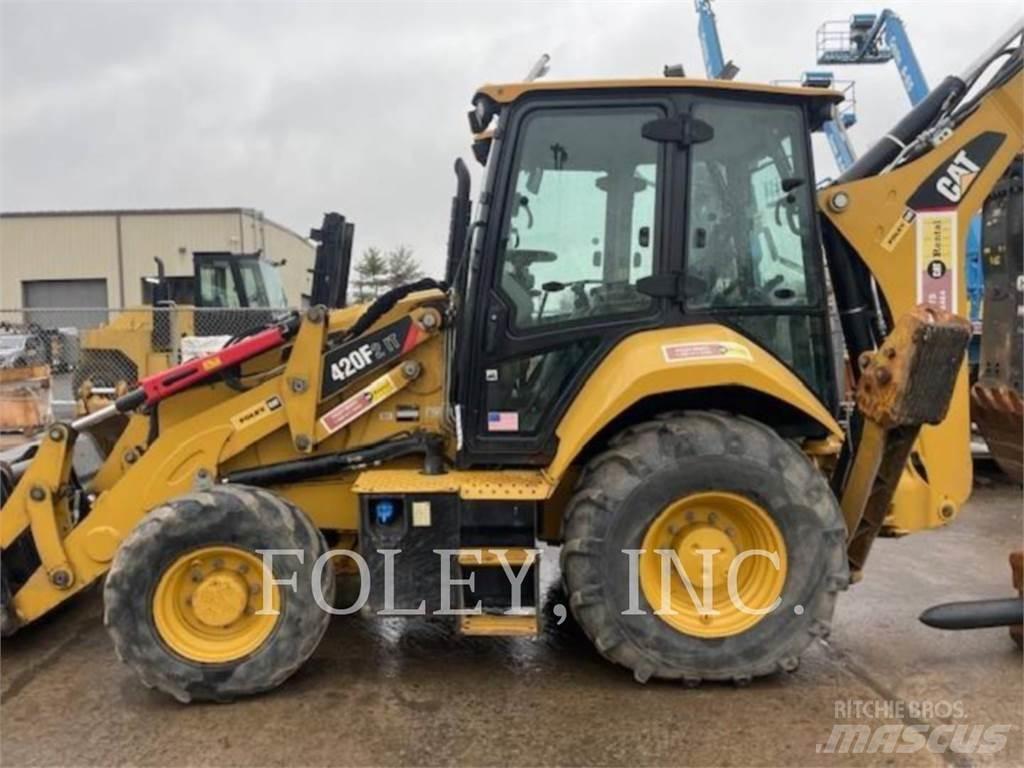 CAT 420F2IT Grävlastare