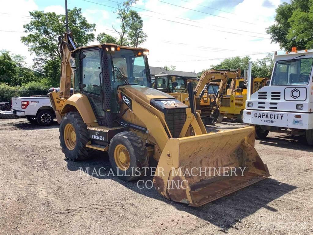 CAT 420F2ST Grävlastare