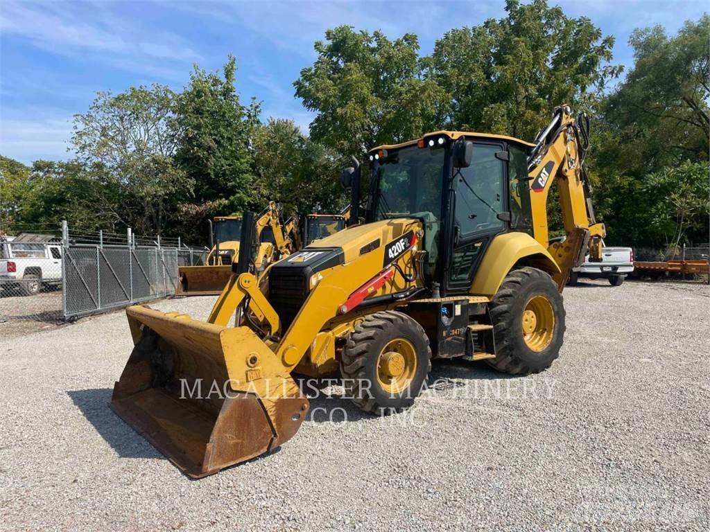 CAT 420F2ST Grävlastare
